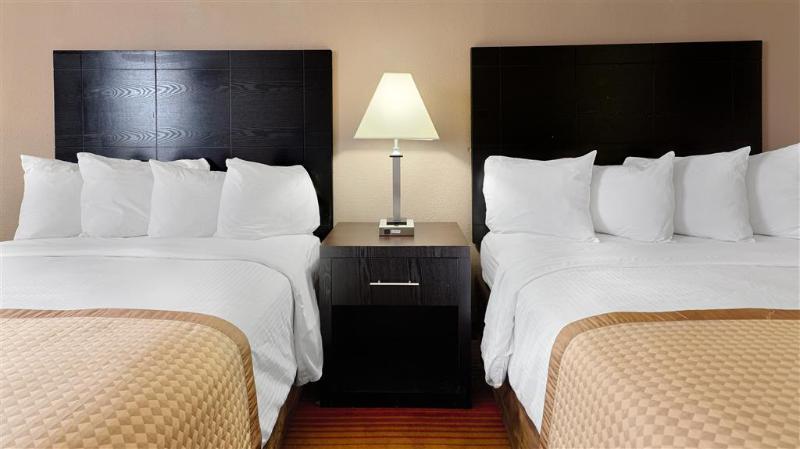 Best Western Hampton Coliseum Inn Exterior photo